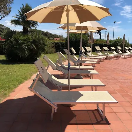 Campeggio Stella Del Mare Family Village 4*